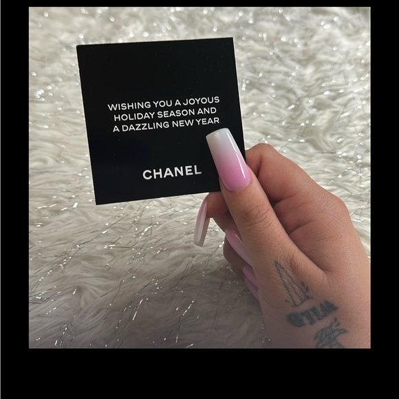 Meet your Posher, Jenna - Picture 3 of 4